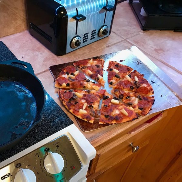 After The Show PODCAST: Bromance Food: Cast Iron Pizza.