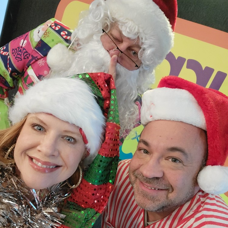 After The Show PODCAST: Clever Santa.