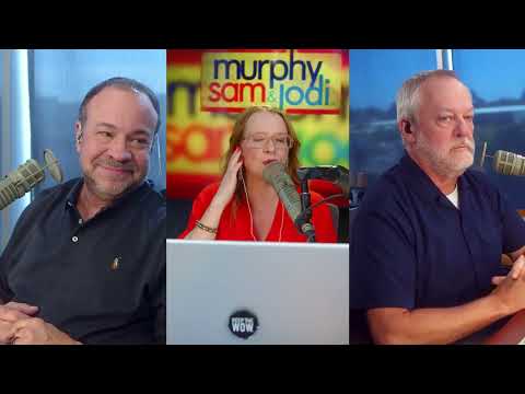 Murphy loses an important piece of jewelry and blames Jodi